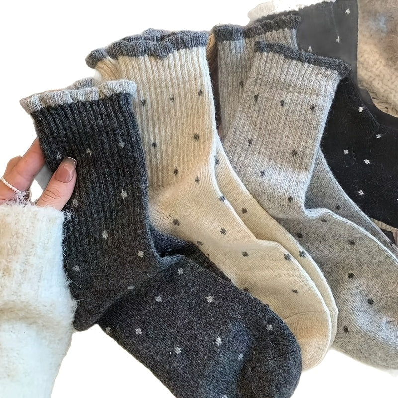 Five New Winter Sock Styles for Women: Trendy, Casual, and Simple Polka Dot Mid-calf Socks. They Can Be Paired with Various Stylish Shoes and Are Warm Both Indoors and Outdoors.
