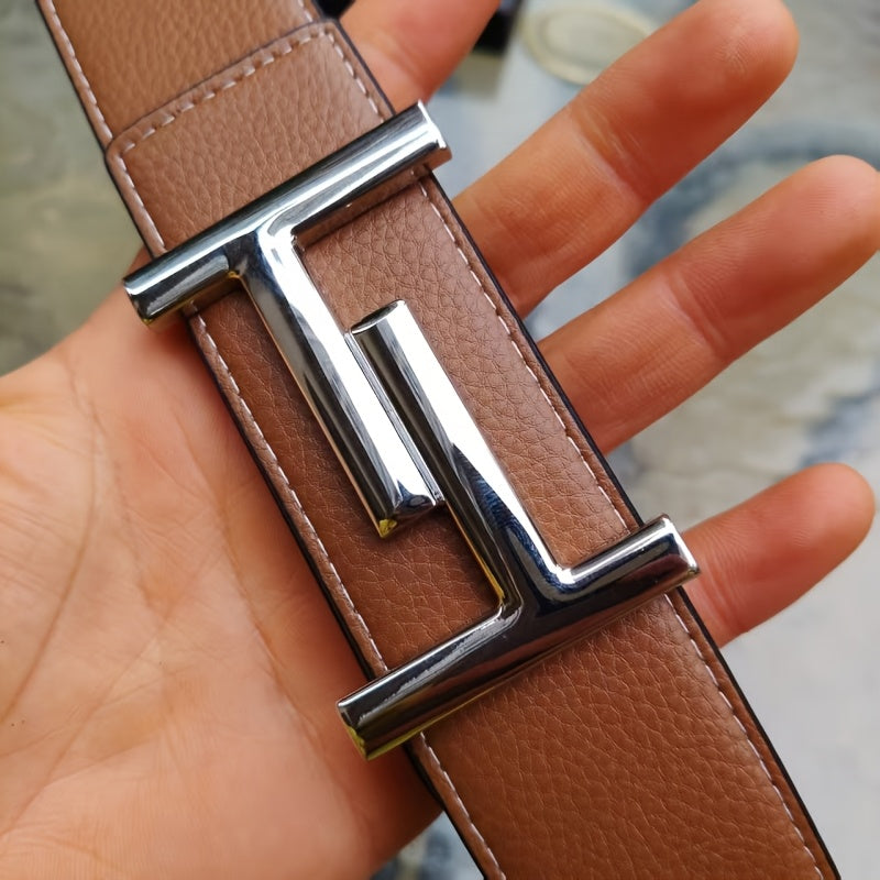 A Gift Box Containing a Reversible Belt for Couples, Featuring a Smooth 1.5inch Buckle