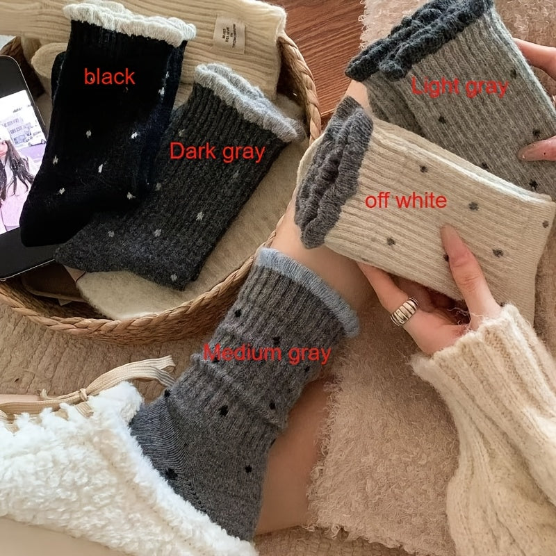Five New Winter Sock Styles for Women: Trendy, Casual, and Simple Polka Dot Mid-calf Socks. They Can Be Paired with Various Stylish Shoes and Are Warm Both Indoors and Outdoors.