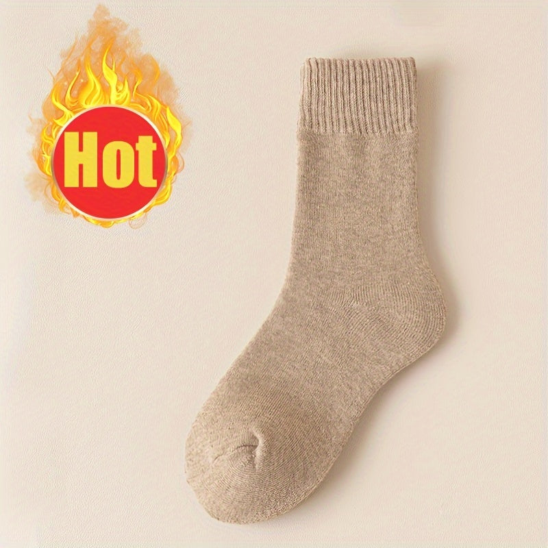 A Pair of Thickened Thermal Terrycloth Socks for Autumn and Winter