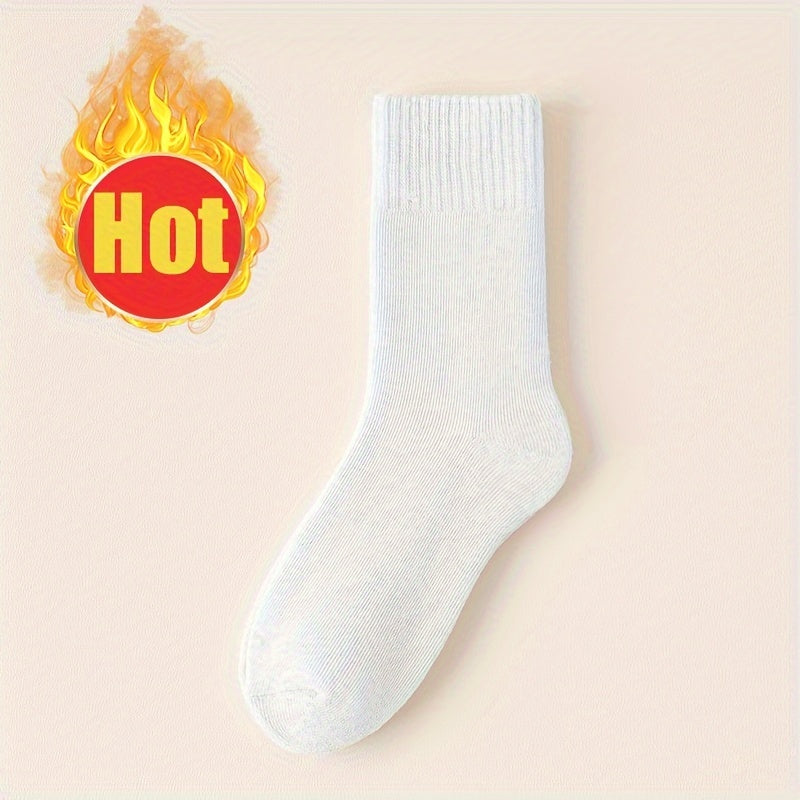 A Pair of Thickened Thermal Terrycloth Socks for Autumn and Winter